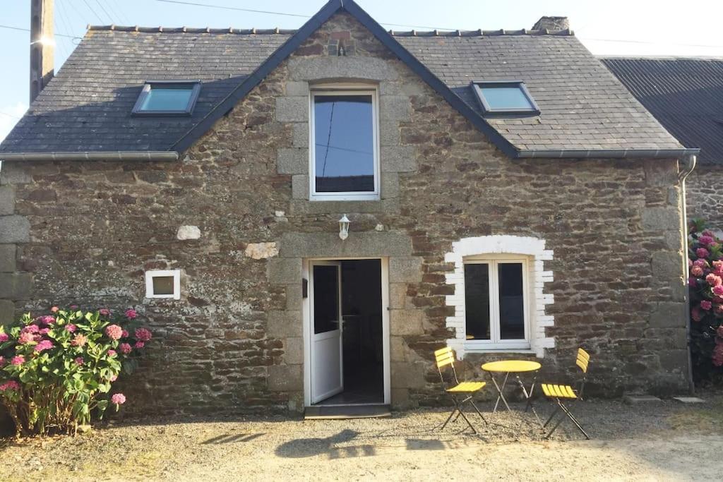 Charmante Maison Proche De Dinan -Dinard - St Malo Pleslin-Trigavou Exteriör bild